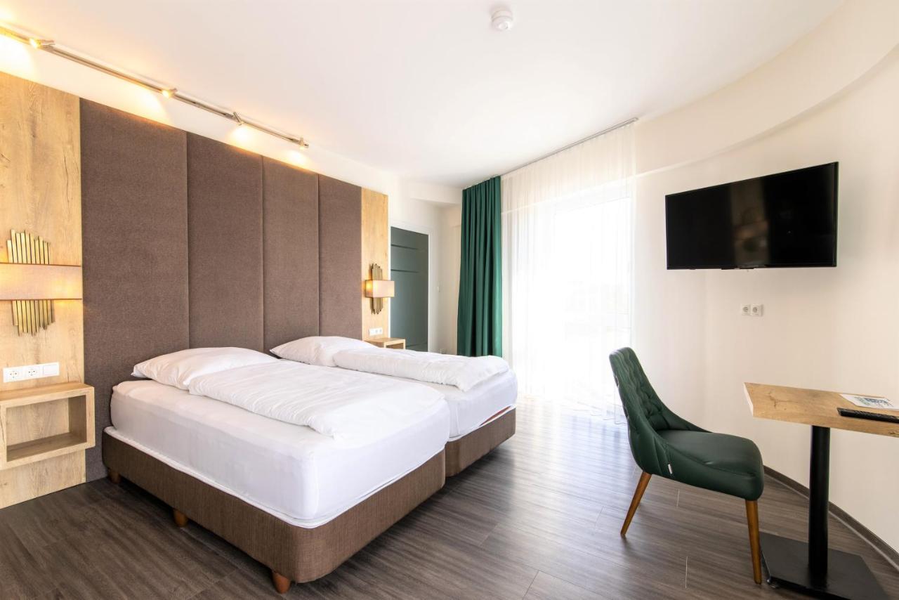 Luxstay Karben Neue Mitte - Self-Check-In Luaran gambar